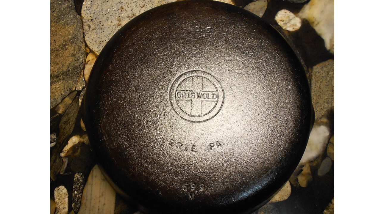 griswold small logo skillet