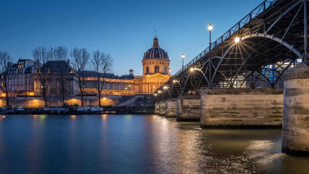 Des Moines
