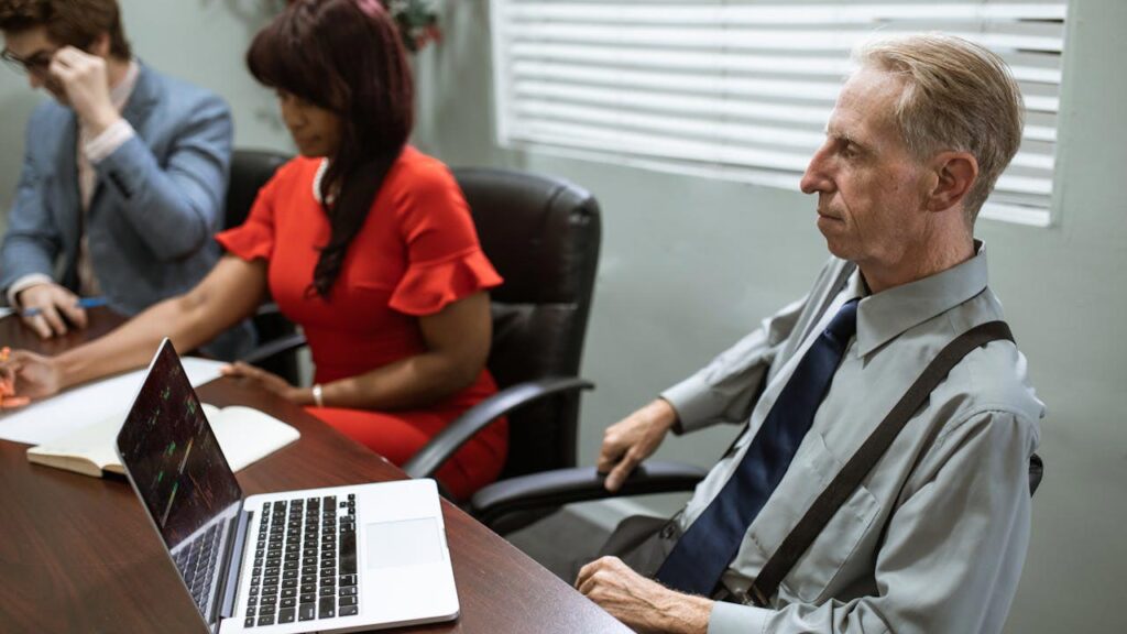Senior Tech Support