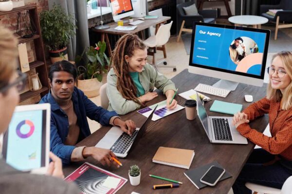 The $0 Startup Stack That Built a 6-Figure Newsletter