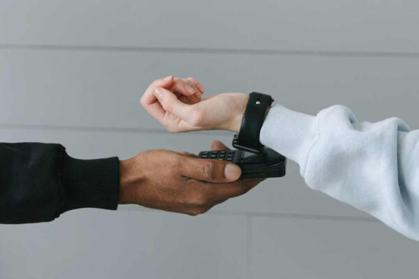 Why Your Smartwatch Could Be the Next Digital Wallet