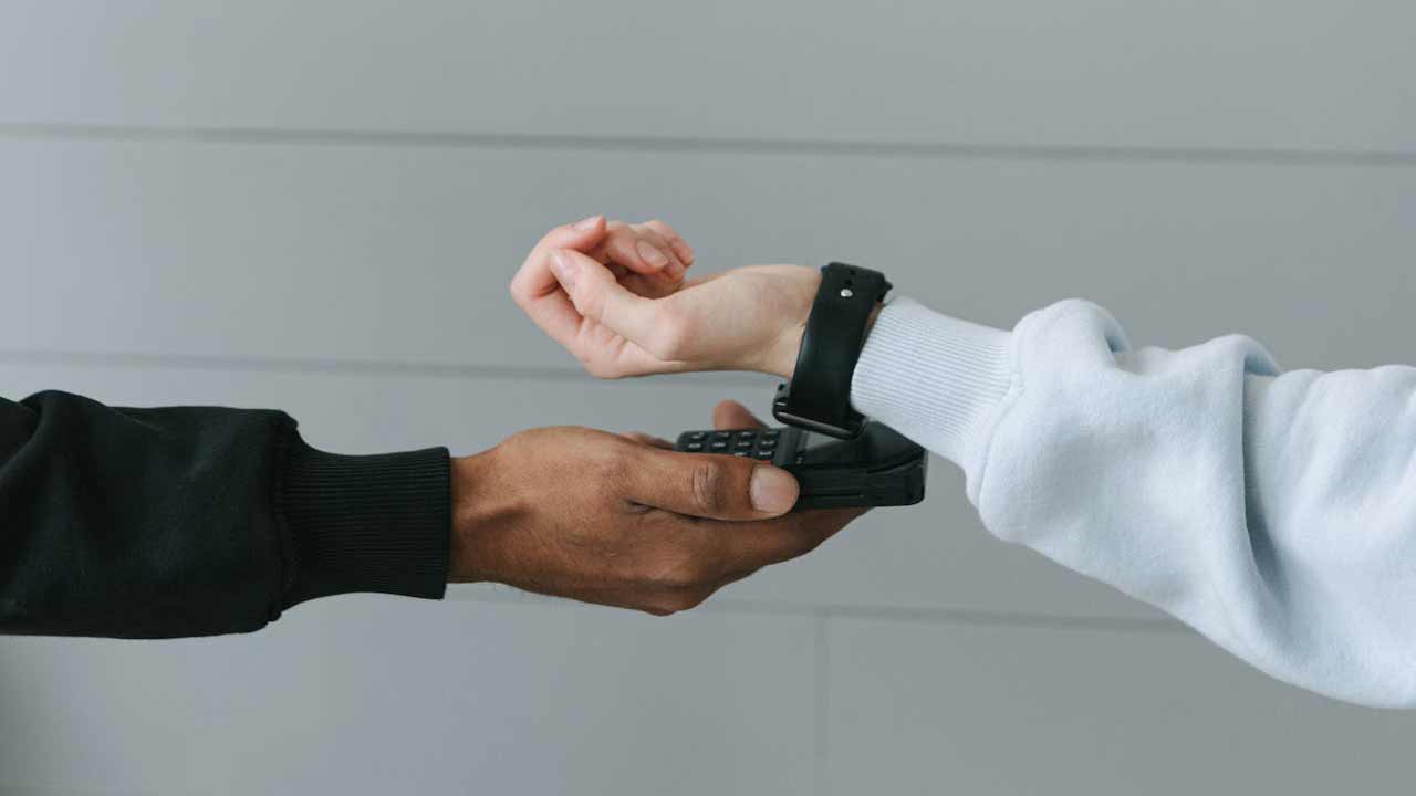 Why Your Smartwatch Could Be the Next Digital Wallet