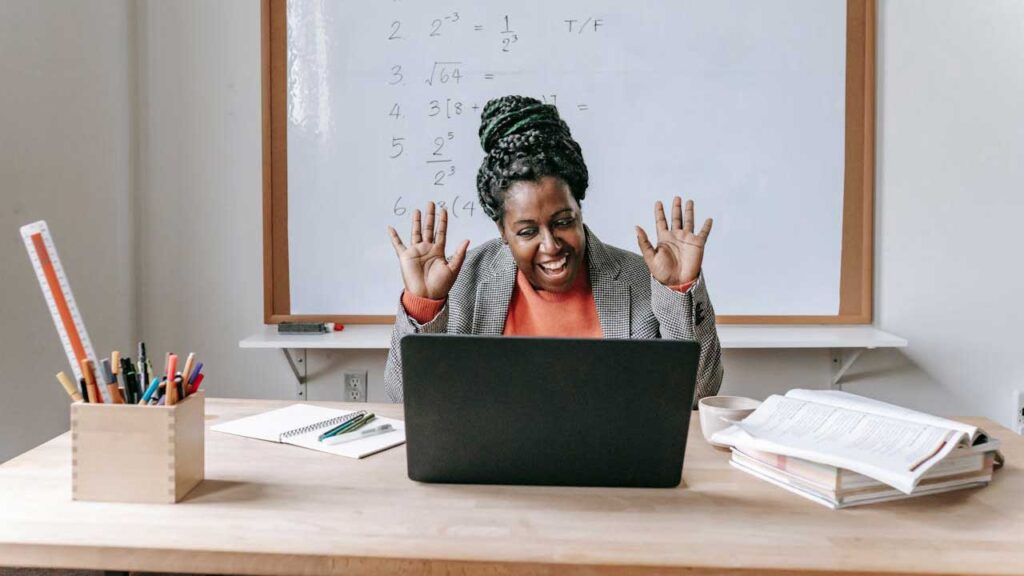 Online Course Instructor