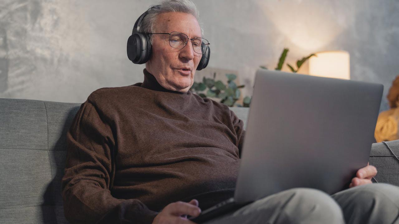 Retired But Want To Work? Try These 18 Jobs for Seniors That Pay Weekly