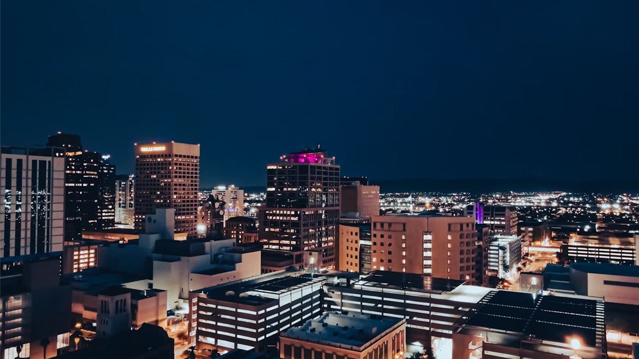 Image Credit: Rebecca Lawrence  /Unsplash.
