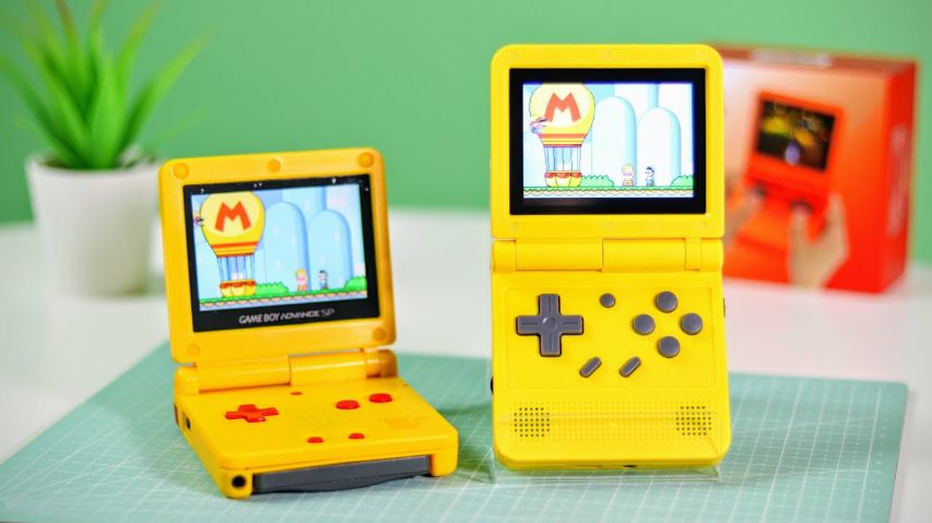Nintendo Game Boy Advance SP