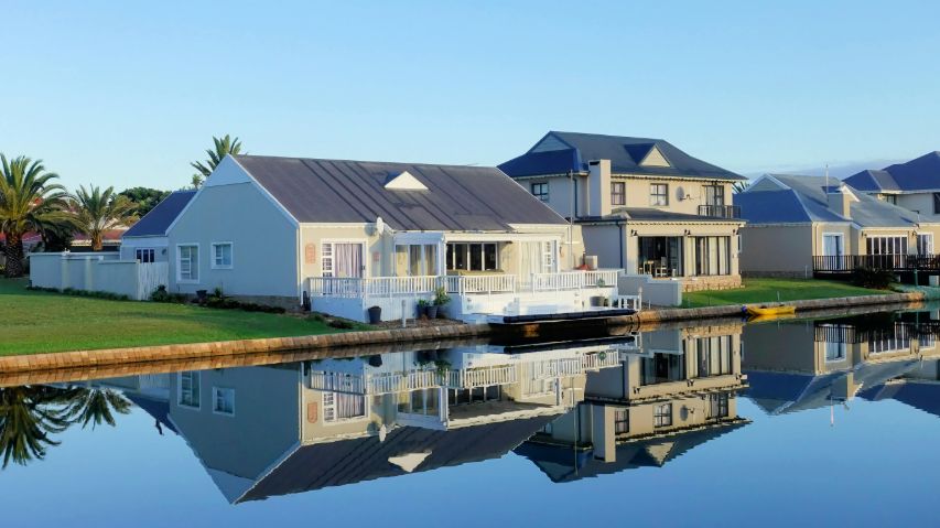 10 Neighborhoods Where Real Estate Is Still Undervalued