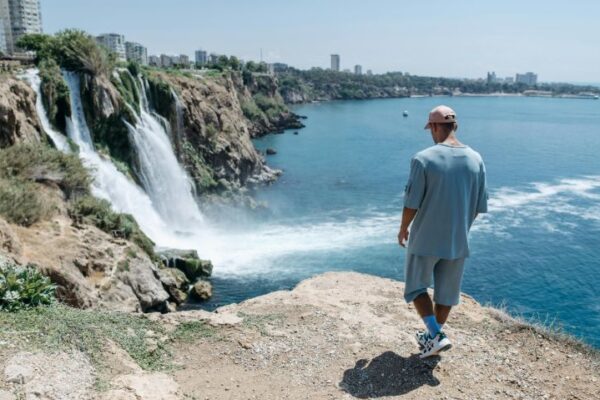 9 Frugal Habits of Millionaires Most People Overlook