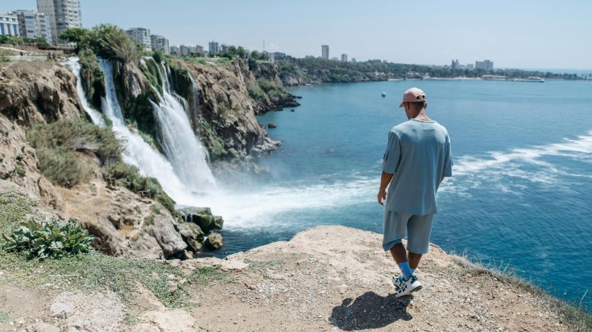9 Frugal Habits of Millionaires Most People Overlook