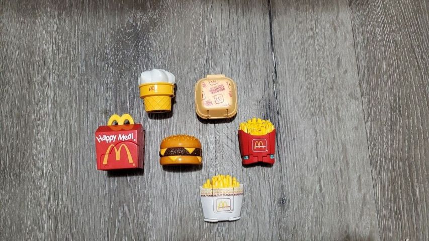 Changeables: Transforming Food Items