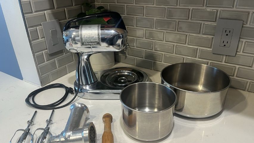 Retro Stand Mixers