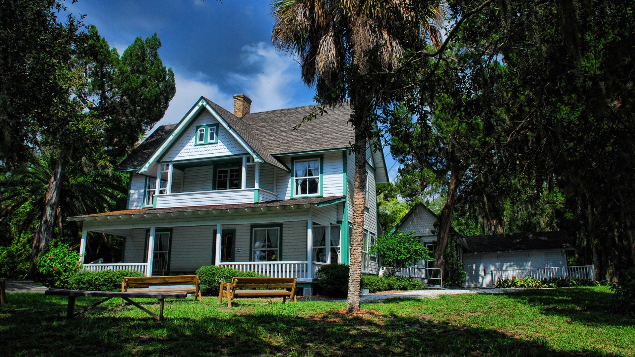 Image Credit: Trish Hartmann - CC BY 2.0/Wiki Commons