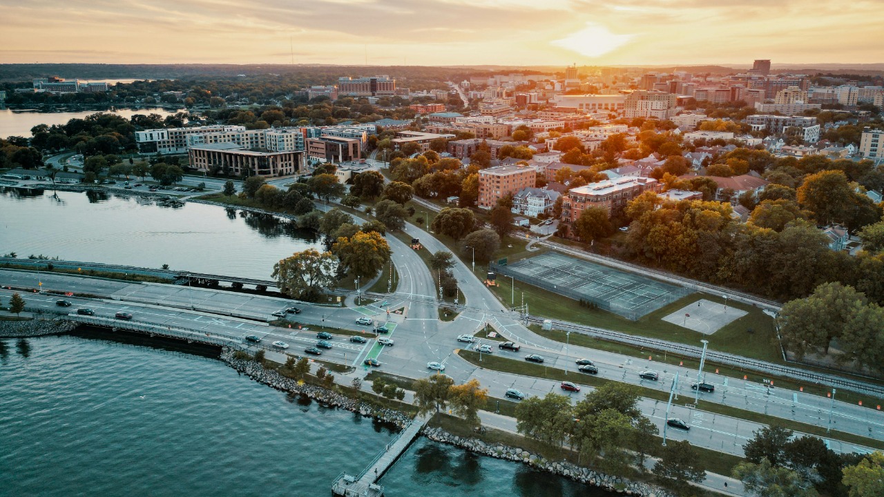 Josh Sorenson/Pexels