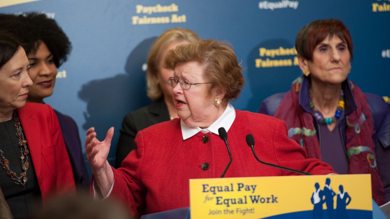 Image Credit: Senate Democrats - CC BY 2.0/Wiki Commons