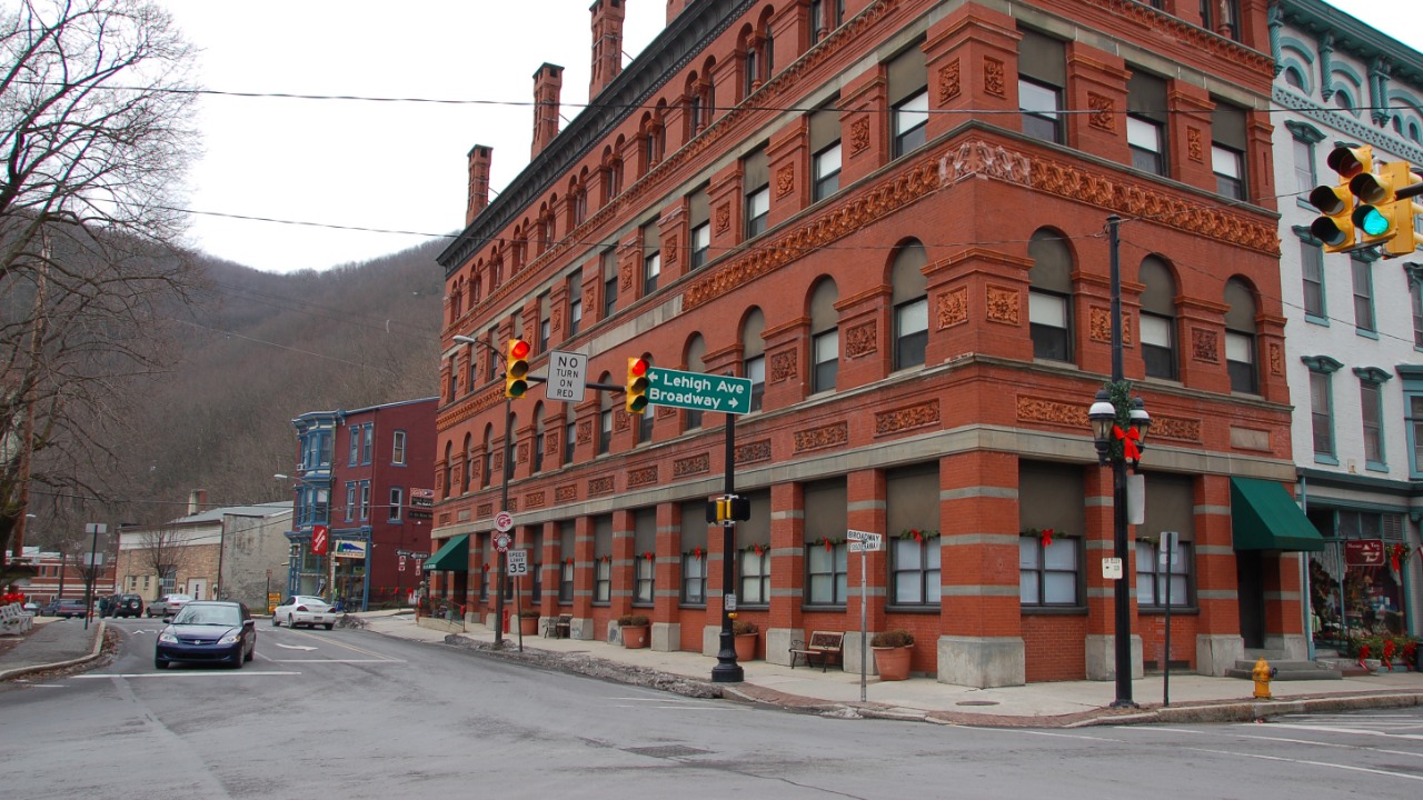 Image Credit: Photo by and (c)2008 Derek Ramsey (Ram-Man) - GFDL 1.2/Wiki Commons