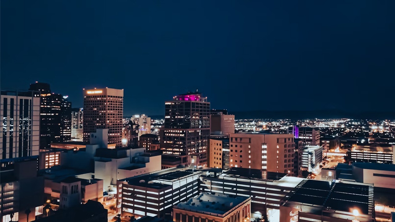 Image Credit: Rebecca Lawrence  /Unsplash.
