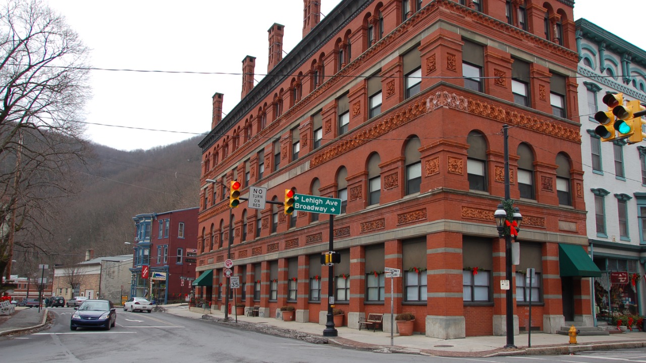 Image Credit: Photo by and (c)2008 Derek Ramsey (Ram-Man) - GFDL 1.2/Wiki Commons