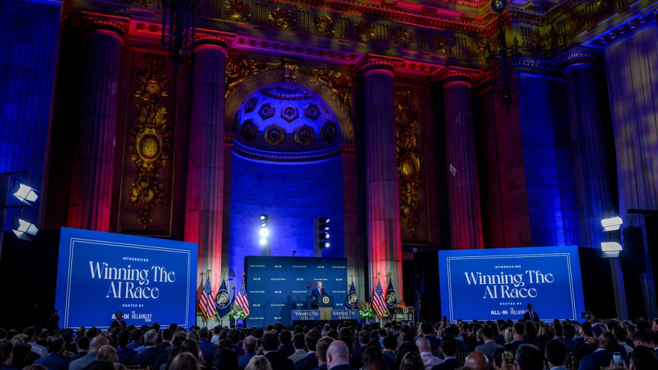 Image Credit: The White House – Public domain/Wiki Commons
