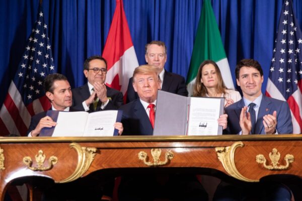 Image Credit: The White House from Washington, DC - Public domain/Wiki Commons