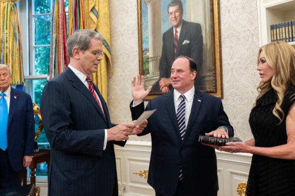 Image Credit: The White House - Public domain/Wiki Commons