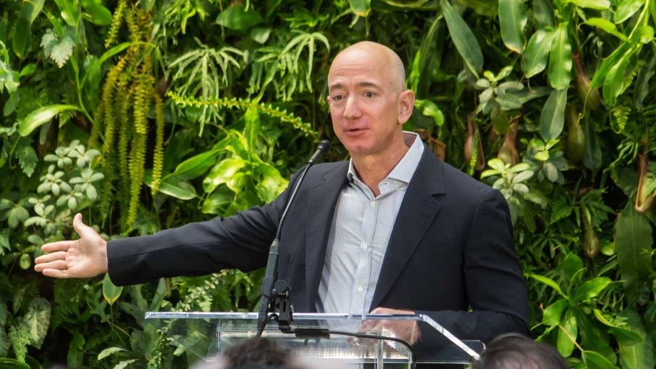 Image Credit: Seattle City Council from Seattle – CC BY 2.0/Wiki Commons
