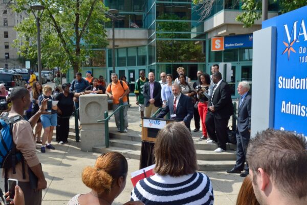 Image Credit: Susan Ruggles from Milwaukee, USA - CC BY 2.0/Wiki Commons