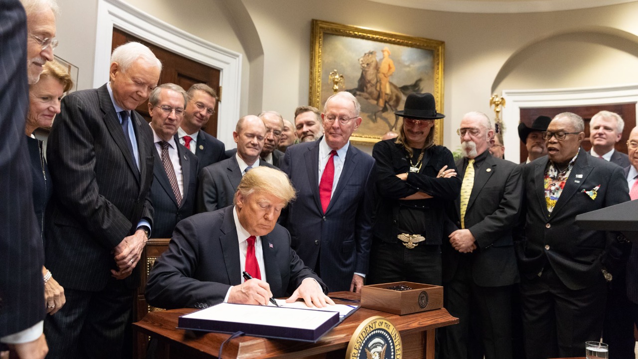 Image Credit: The White House from Washington, DC - Public domain/Wiki Commons