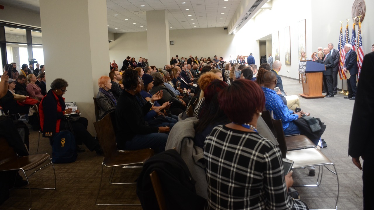 Image Credit: AFGE – CC BY 2.0/Wiki Commons