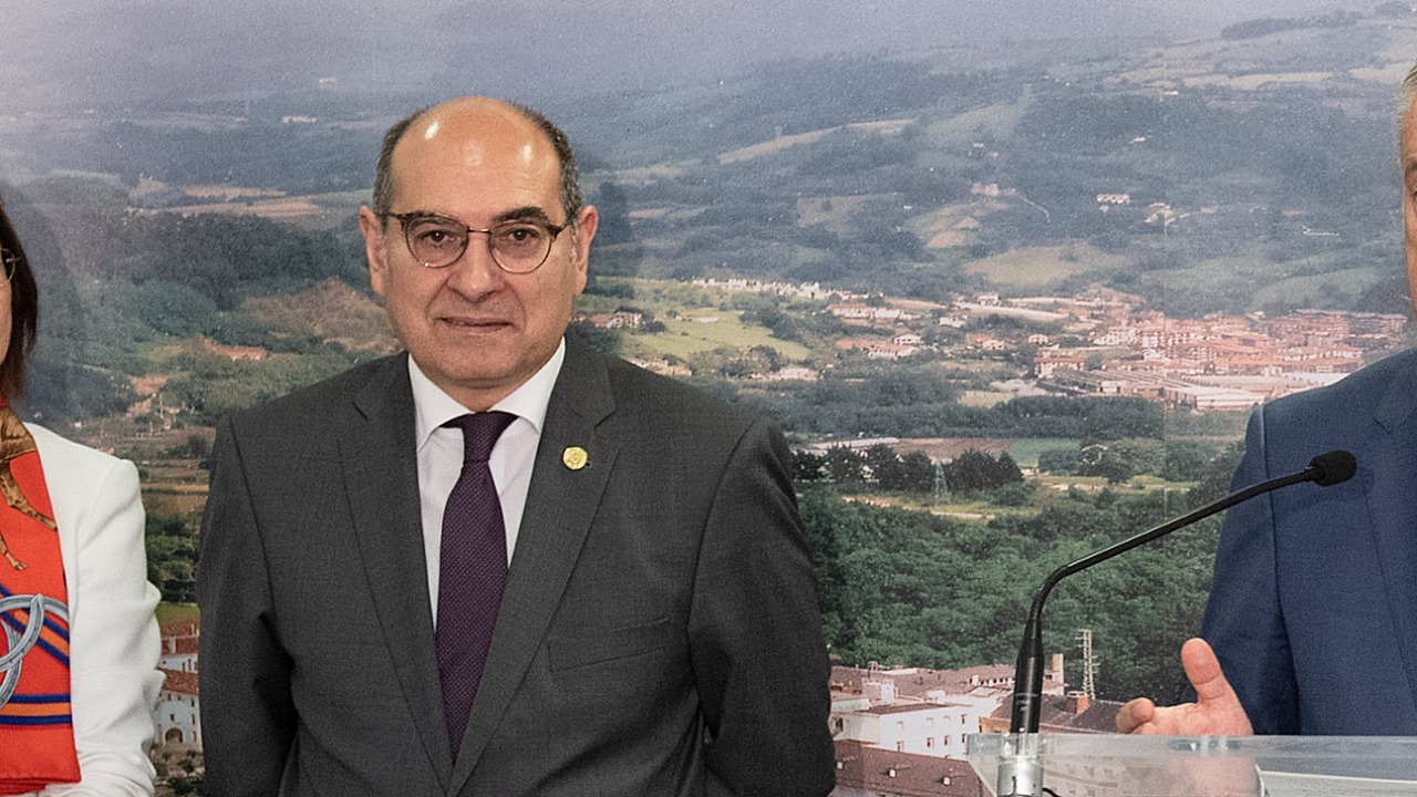 Image Credit: Irekia – Gobierno Abierto – CC BY 2.0/Wiki Commons
