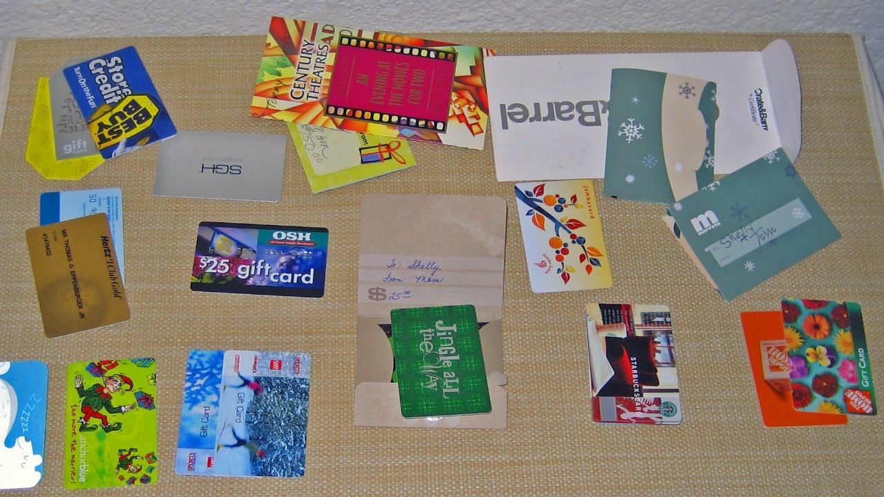 Image Credit: Tom Eppenberger Jr.  Color-corrected and cropped by Daniel Case – CC BY 2.0/Wiki Commons
