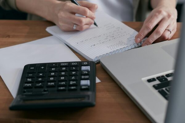 Mikhail Nilov/Pexels