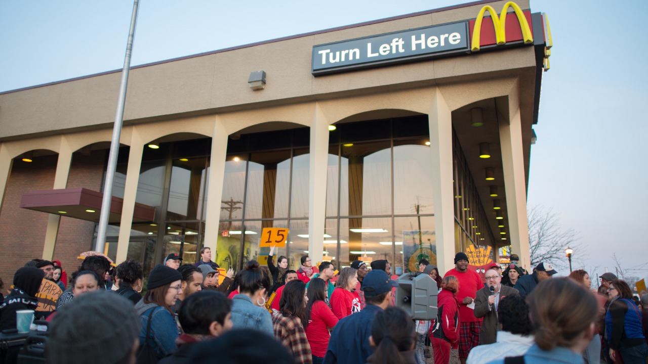 Image Credit: Fibonacci Blue from Minnesota, USA - CC BY 2.0/Wiki Commons