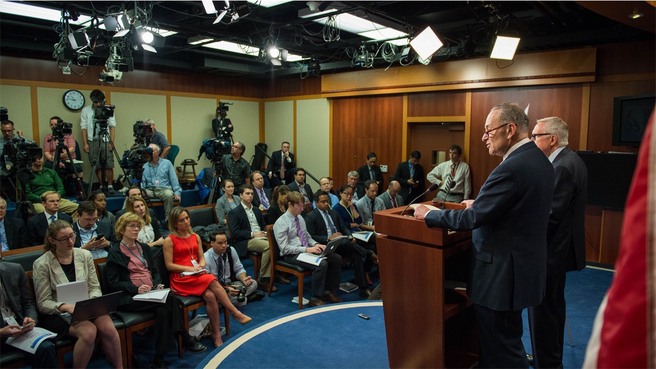 Image Credit: Senate Democrats – CC BY 2.0 /Wiki Commons.
