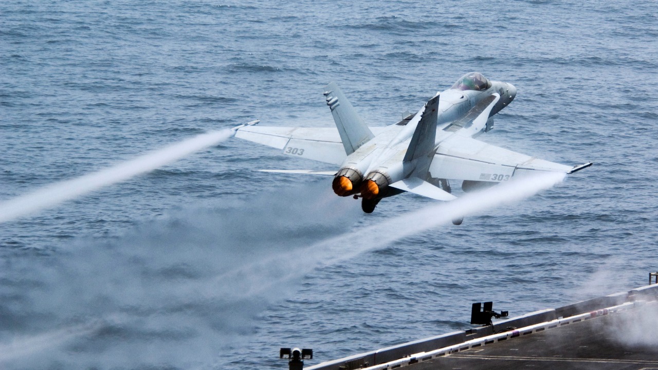 Image Credit: Official Navy Page from United States of America
Mass Communication Specialist Seaman Apprentice John Haynes/U.S. Navy - Public domain/Wiki Commons