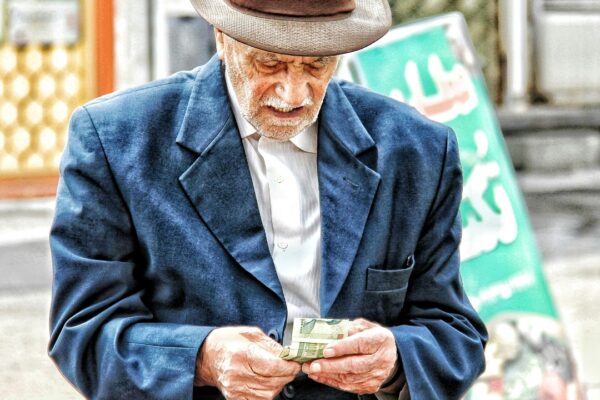 moradimaghsoud/Unsplash