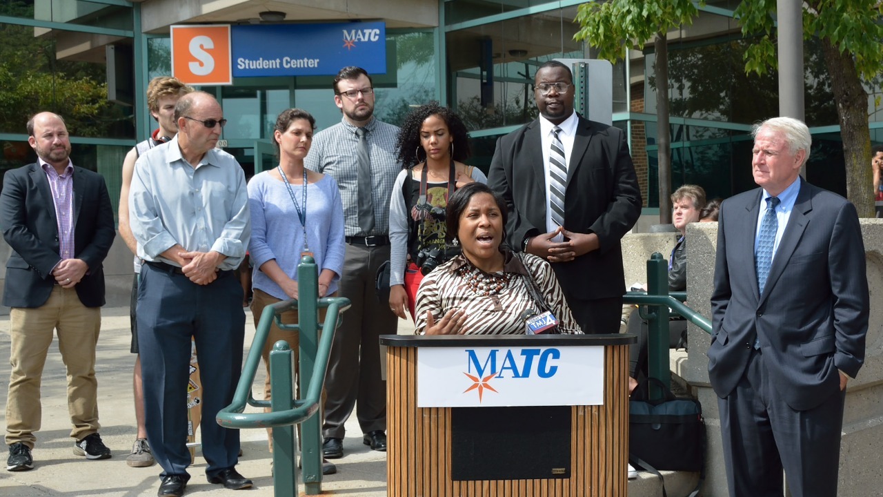 Image Credit: Susan Ruggles from Milwaukee, USA – CC BY 2.0/Wiki Commons
