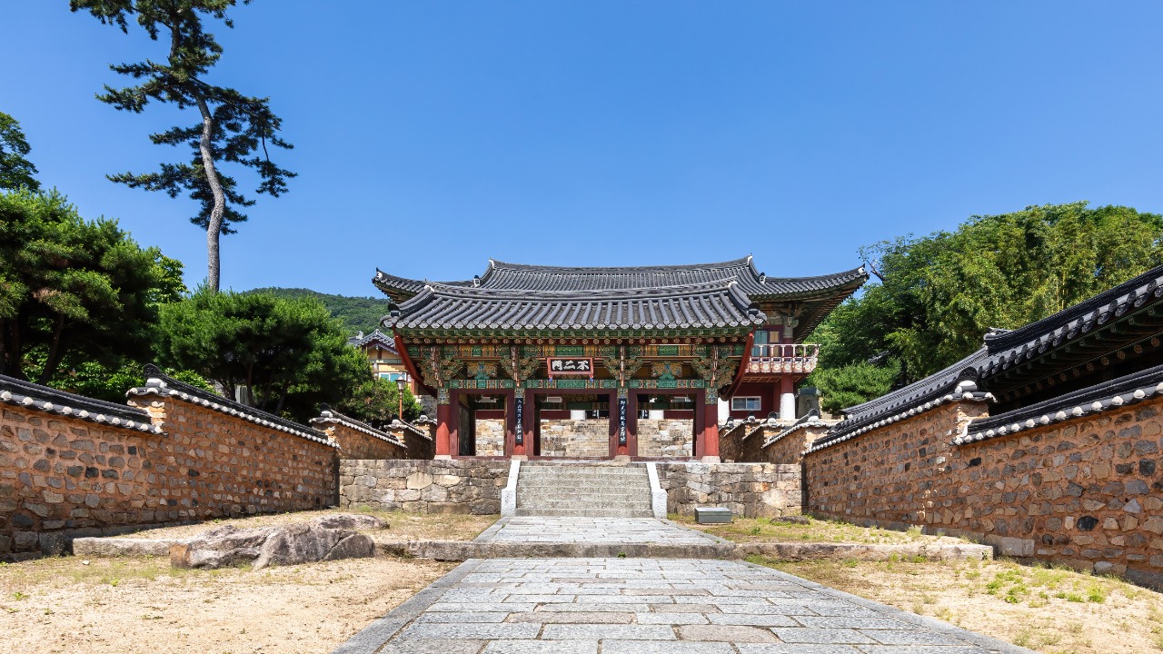 Image Credit: Basile Morin - CC BY-SA 4.0/Wiki Commons