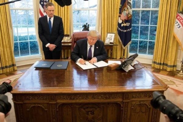 Image Credit: Photo Credit: Official White House Photo by Shealah Craighead - Public domain/Wiki Commons