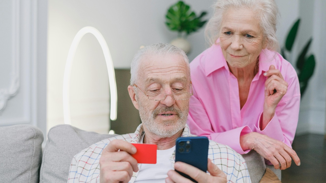 SHVETS production/Pexels