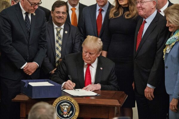 Image Credit: United States Senate - Office of Dan Sullivan - Public domain/Wiki Commons