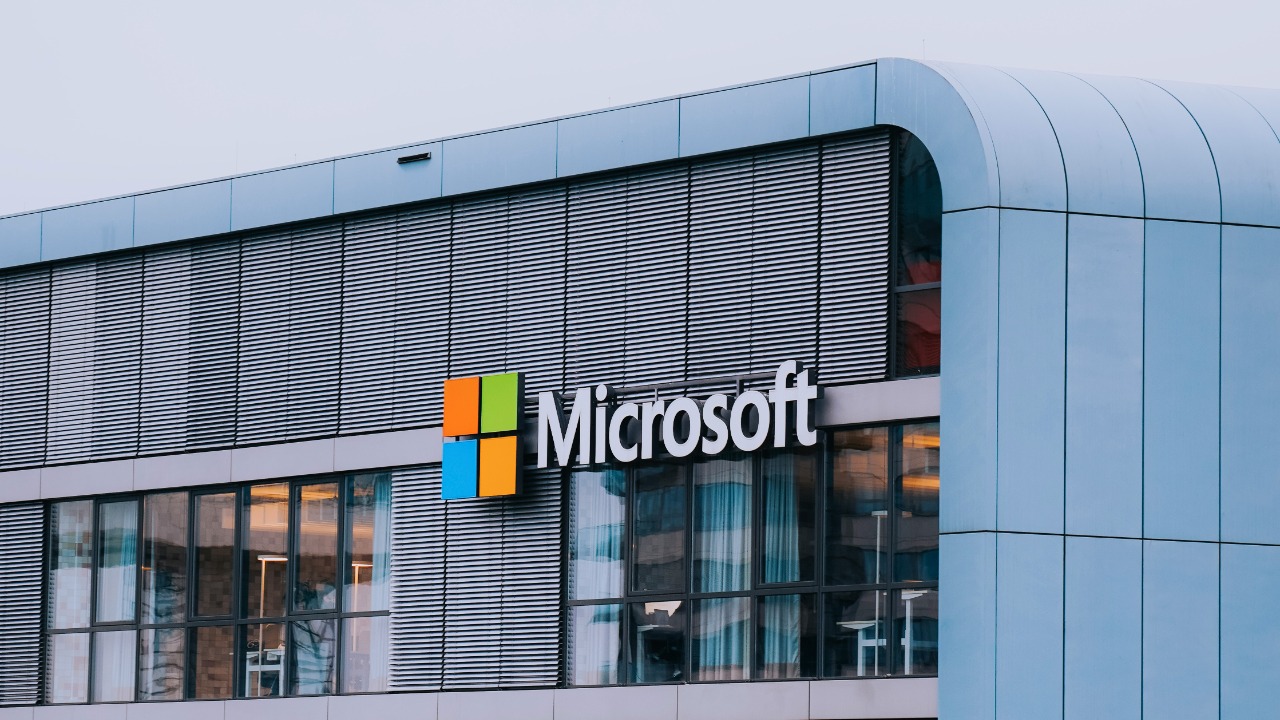 salahdarwish/Unsplash