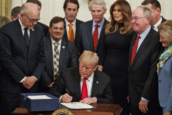 Image Credit: United States Senate - Office of Dan Sullivan - Public domain/Wiki Commons