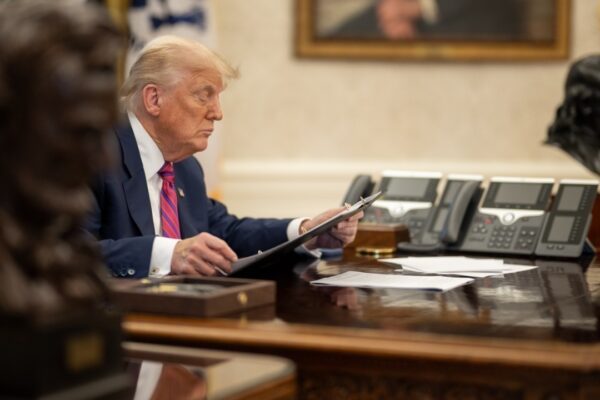 Image Credit: The White House – Public domain/Wiki Commons