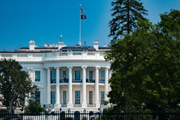 nhuenerfuerst/Unsplash