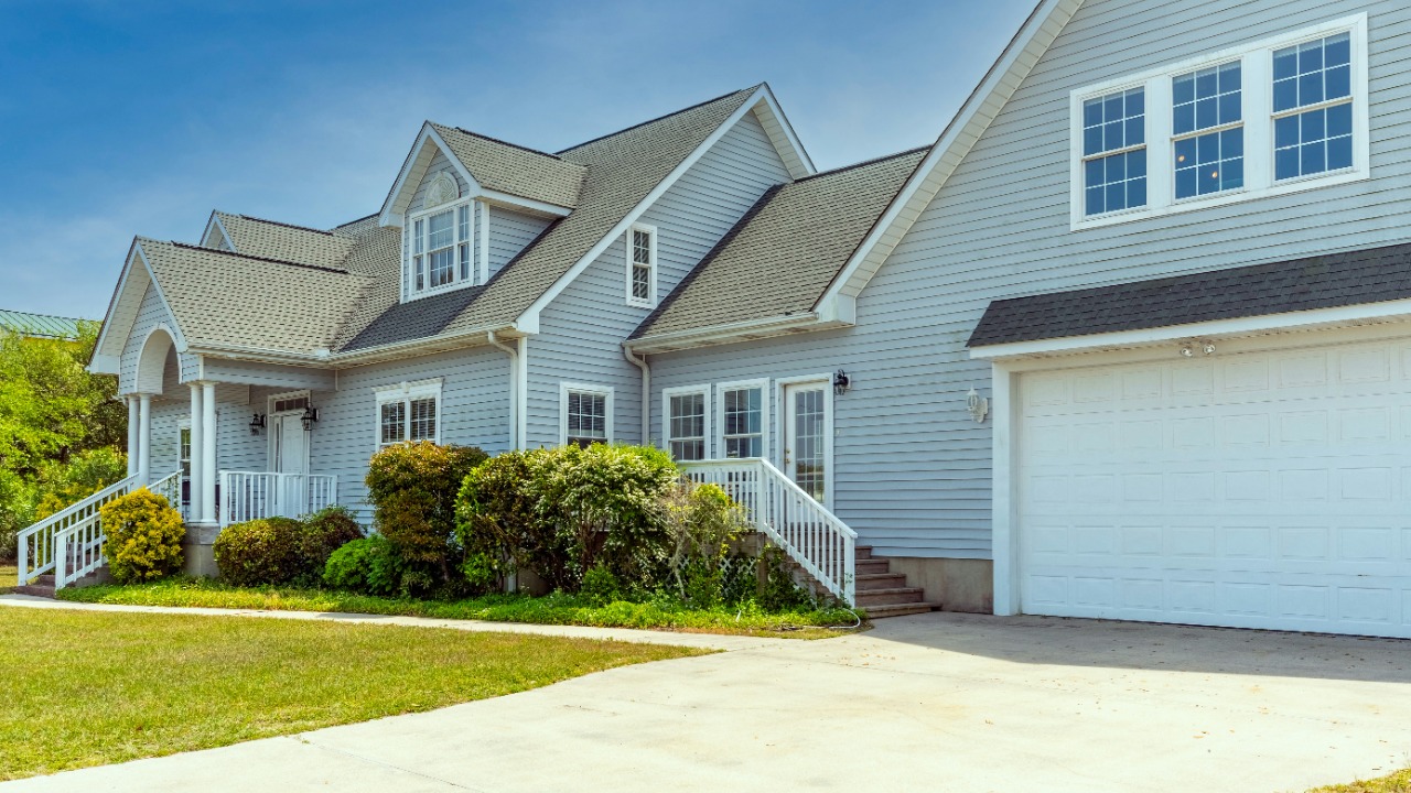 tazzanderson/Unsplash