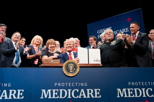 Image Credit: The White House from Washington, DC - Public domain/Wiki Commons