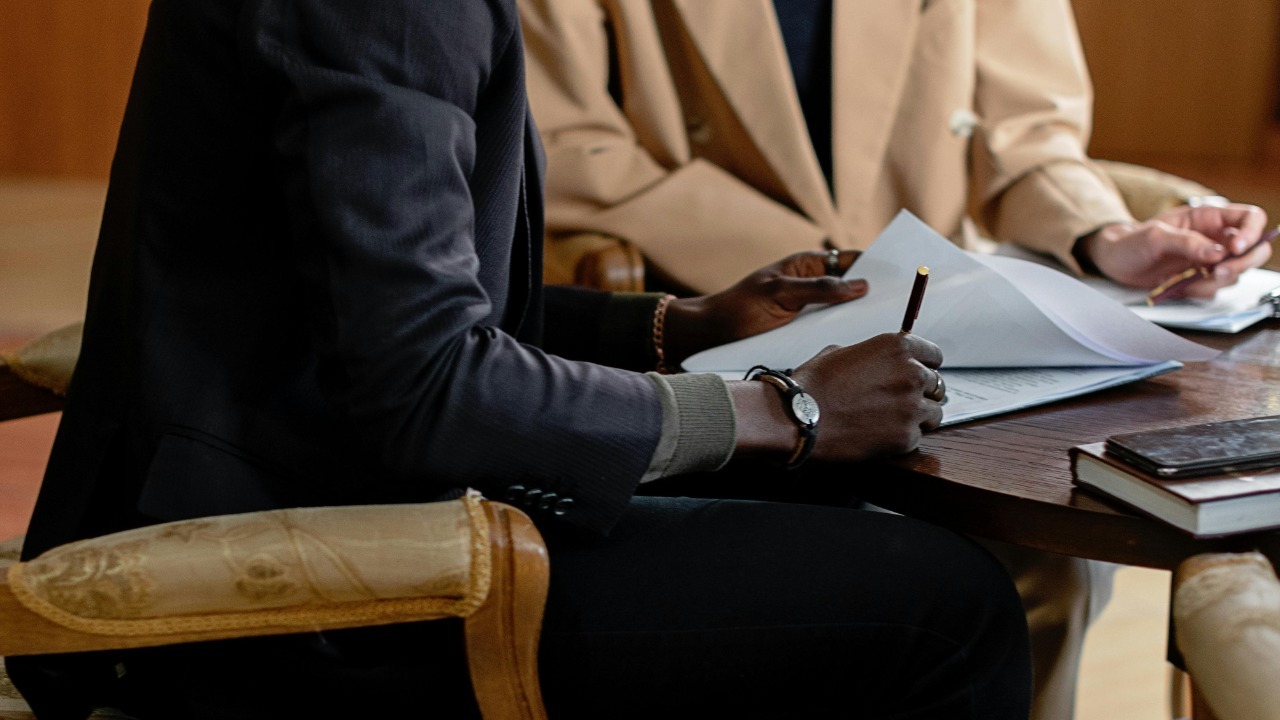 Mikhail Nilov/Pexels