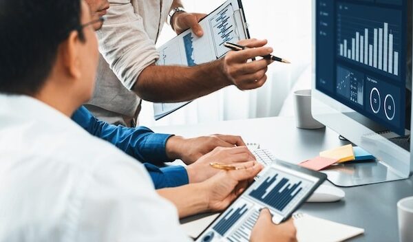 Data analysts team of office worker collaborate on Bi dashboard Prudent