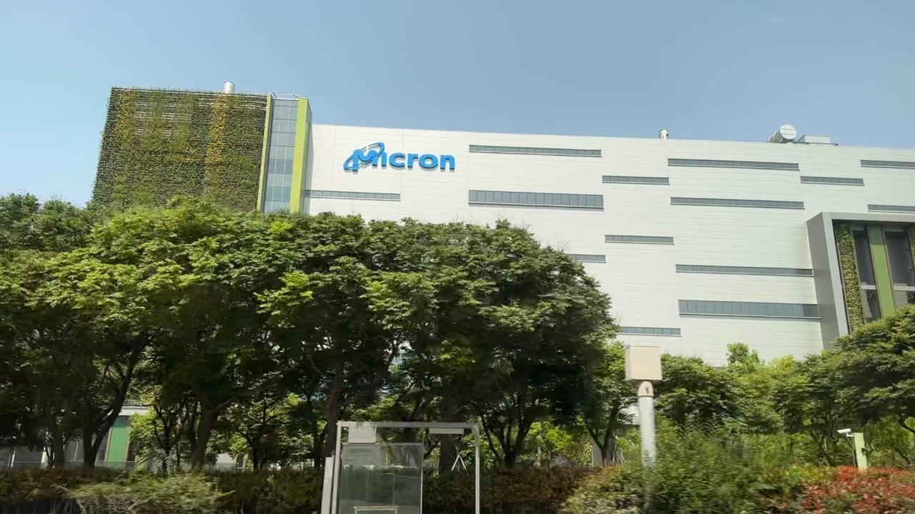 Micron Fab in Taichung, Taiwan