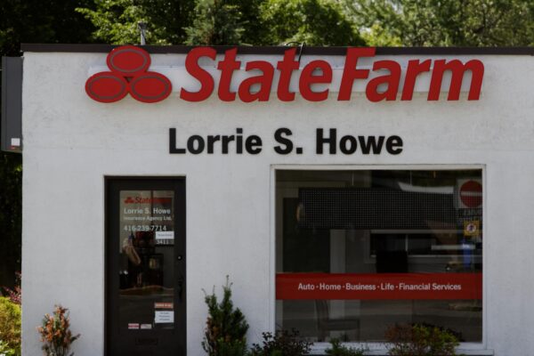 A state farm office near islington station (18387369253)